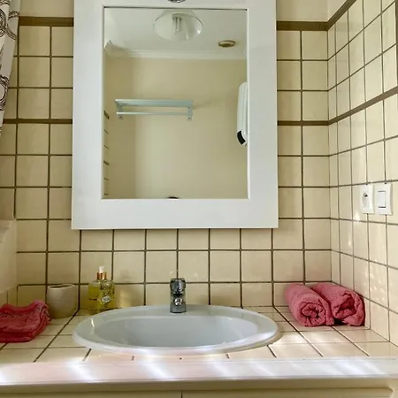 Les Restanques Maison 14 Chenes Tatil Evi Grimaud